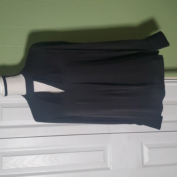 Parker black polyester keyhole blouse - Picture 1 of 6